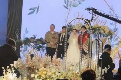 ​岳云鹏有三胎？参加外甥婚礼说漏嘴，疑曝光还有个儿子与其相像