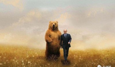 ​普京71岁生日气势如虹