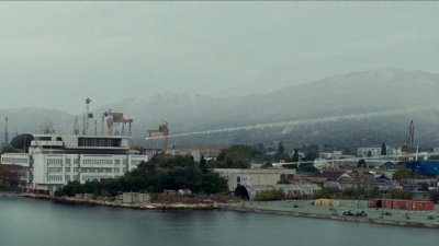 ​当年美国＂误炸“中国大使馆，中国为何不反击?而是在联合国讨说法