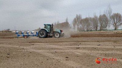 ​玉门：借“春风”之势  绘春耕新景