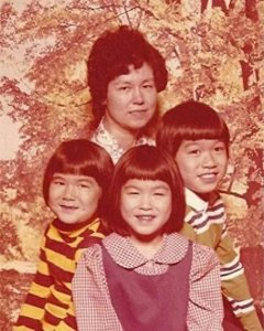 ​李小龙二姐李秋凤离世，李小龙唯一女儿李香凝深情悼念