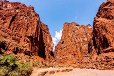 ​新疆第一峡——天山大峡谷