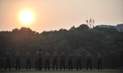 ​走进航空安全员初训营 探访空中安全员炼成记