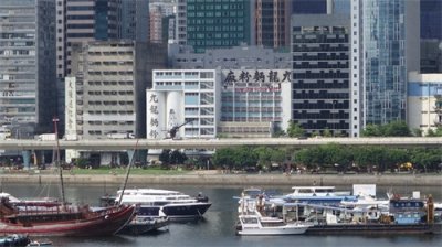 ​李连杰亲自辟谣去世传闻，强势回应健在状态！