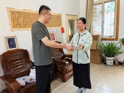 ​陕西中医药大学第二附属医院开展“八一”建军节走访慰问活动