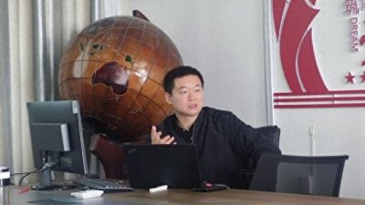 ​生态环境部专家马鹏飞博士到南阳师范学院交流指导