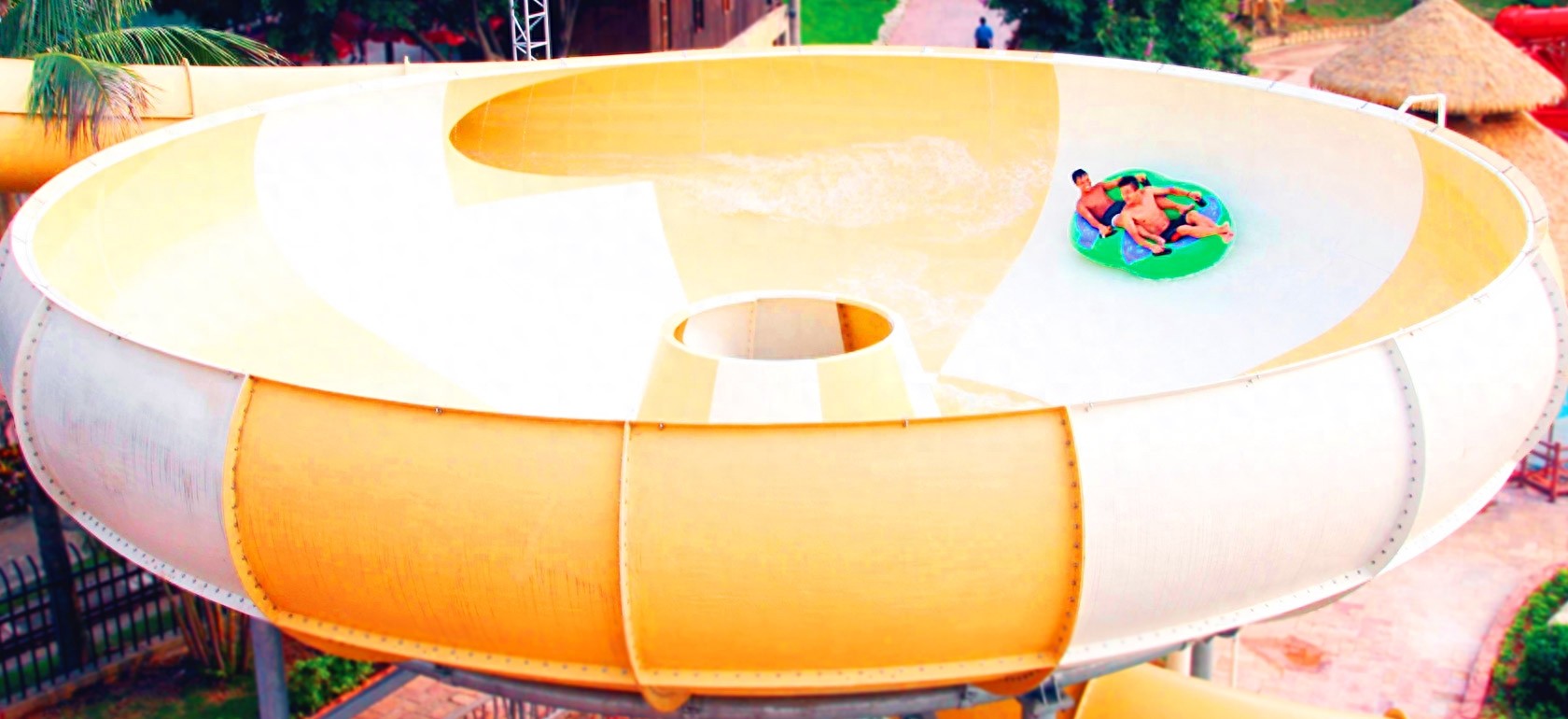 深圳欢乐谷好玩吗 深圳欢乐谷有哪些好玩的项目 旅游攻略