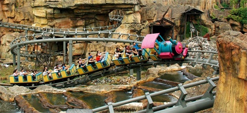 深圳欢乐谷好玩吗 深圳欢乐谷有哪些好玩的项目 旅游攻略