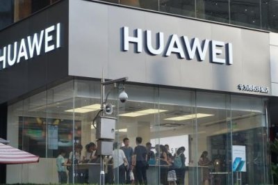 ​华为手机无法预装谷歌GMS服务，用户自行安装存在高风险？