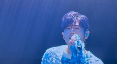 ​周董演唱会变泪会：歌迷的告白，周杰伦的“泪奔”挑战